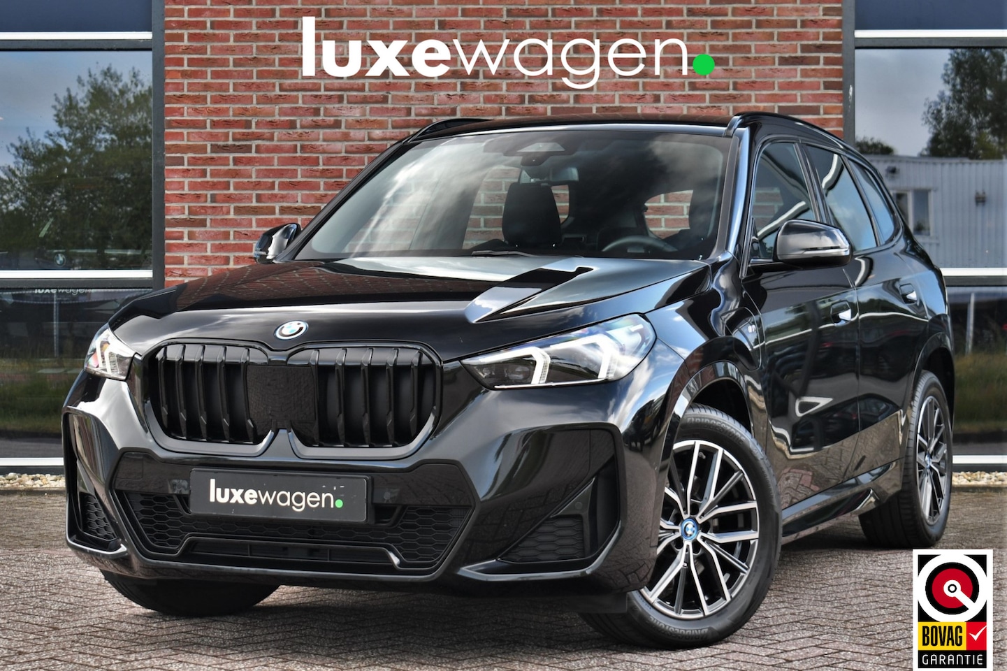 BMW X1 - xDrive25e M-Sport Premium ACC-voorbereiding 18inch Camera AC-Snelladen - AutoWereld.nl
