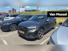 Audi Q2 - 35 TFSI Edition one 150 PK | S-line | Camera | Cruise control | Stoelverwarming | Navigati