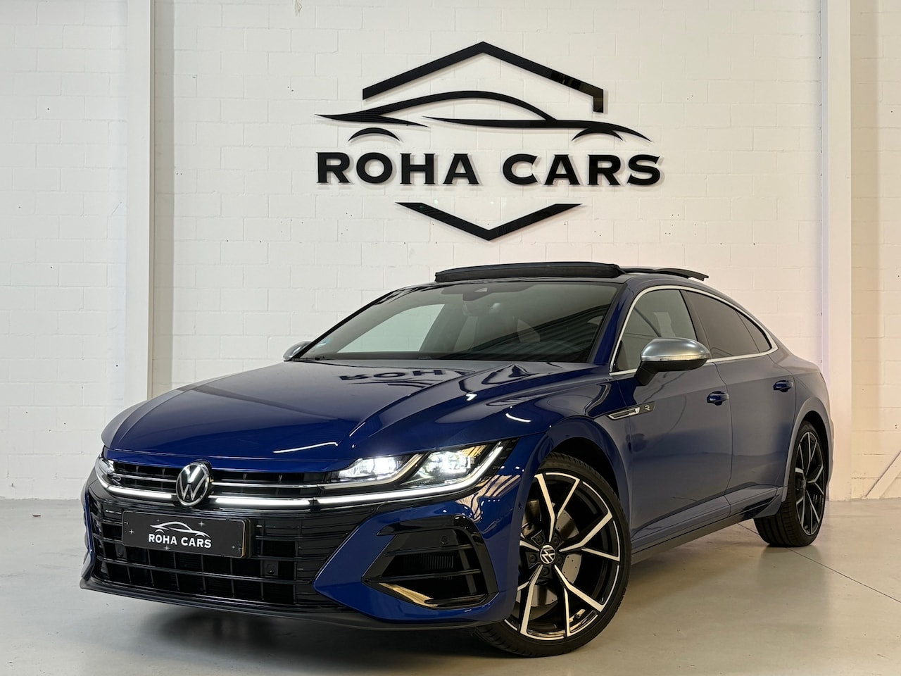 Volkswagen Arteon - R, Full options, Pano, HUD, Sfeer - AutoWereld.nl