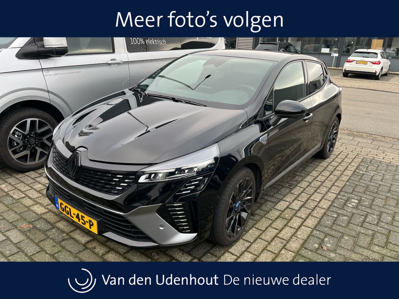 Renault Clio - 1.6 E-Tech Full Hybrid 145 esprit Alpine / Navigatie / Stoelverwarming / 360 Camera - AutoWereld.nl