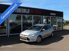 Ford Focus - 1.6 TI-VCT Titanium Automaat Clima/Cruise/Trekhaak