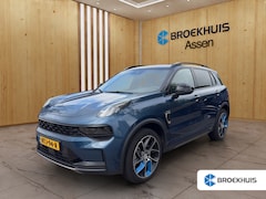 Lynk & Co 01 - 1.5 | Verwarmde Voorstoelen | Zwarte Hemel | Panoramadak | BLIS | 360 Camera |