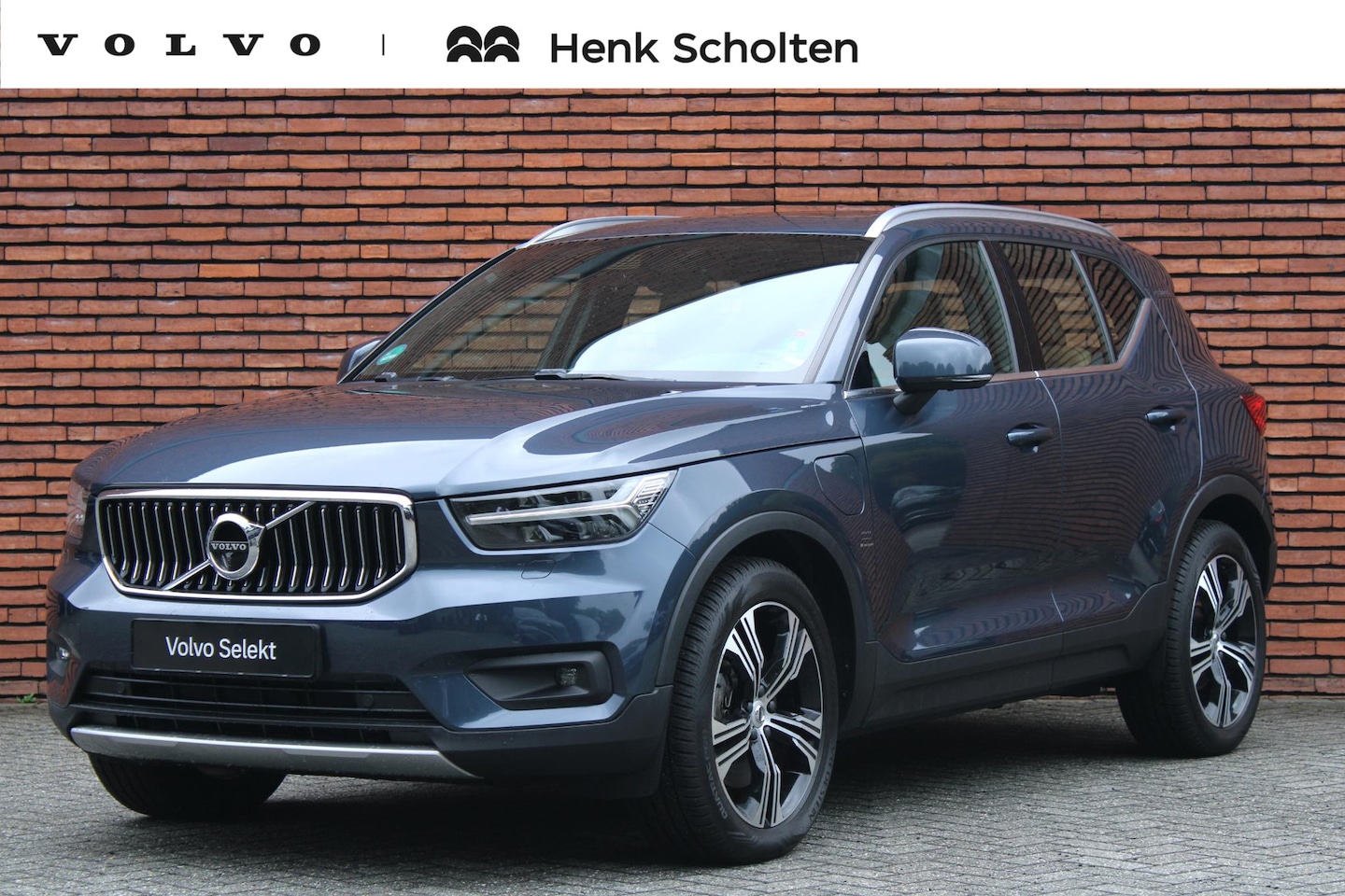 Volvo XC40 - 1.5 T5 Recharge Inscription | Panoramisch schuif-/ kanteldak | Trekhaak, inklapbaar | Elek - AutoWereld.nl