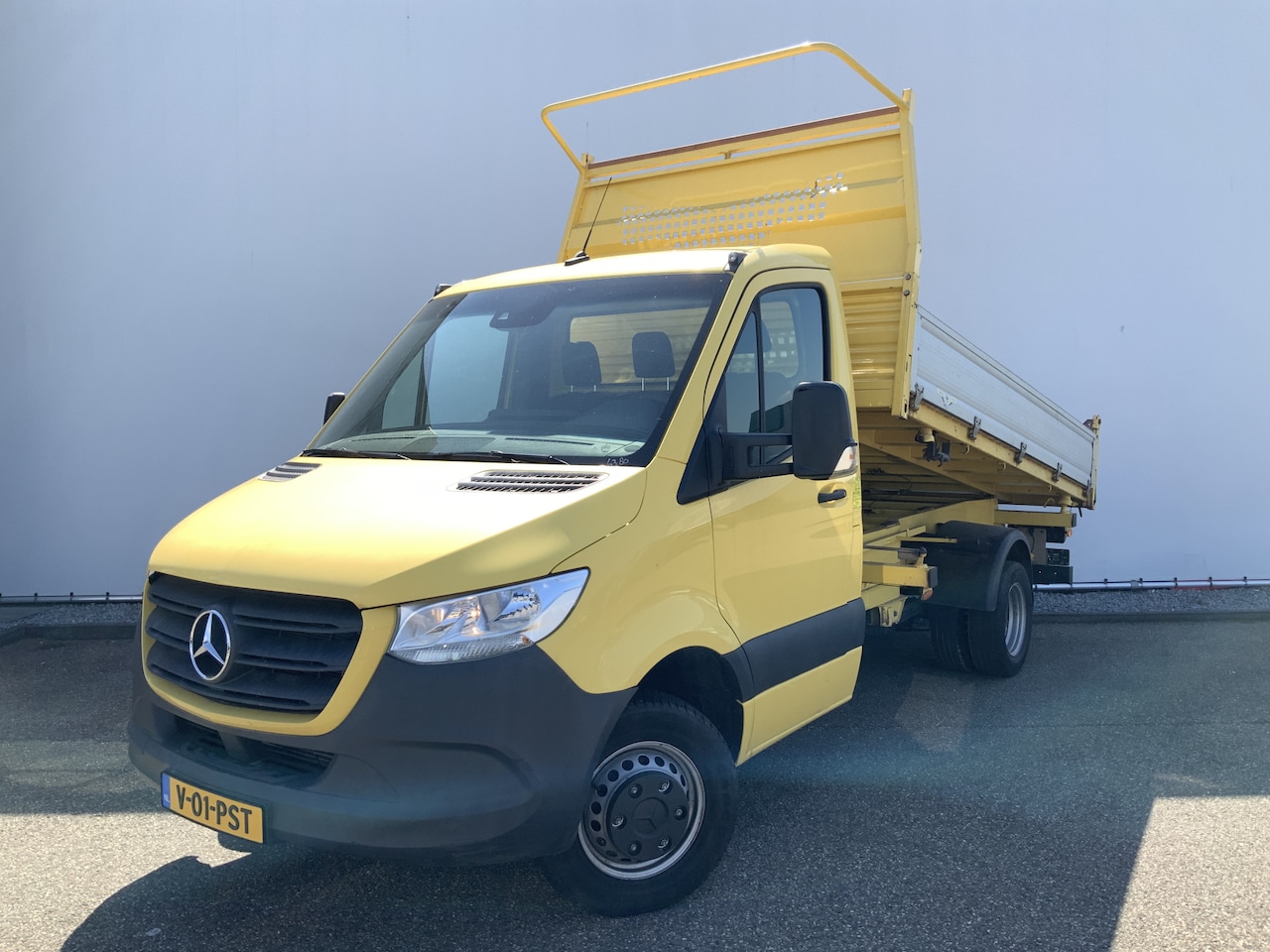 Mercedes-Benz Sprinter - 519 3.0 V6 Kipper 3 zijdig PTO WB 3,66 Airco 3 Zits Bakmaat L.350/B.215/H0.40 CM Dub Lucht - AutoWereld.nl