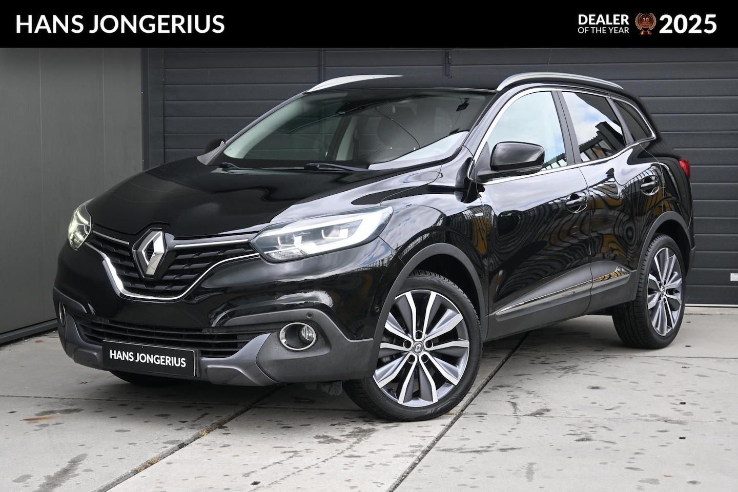 Renault Kadjar - TCe 130 Bose | TREKHAAK | CAMERA | NAVI | CRUISE CONTROL | ALL-SEASONBANDEN | CLIMATE CONT - AutoWereld.nl