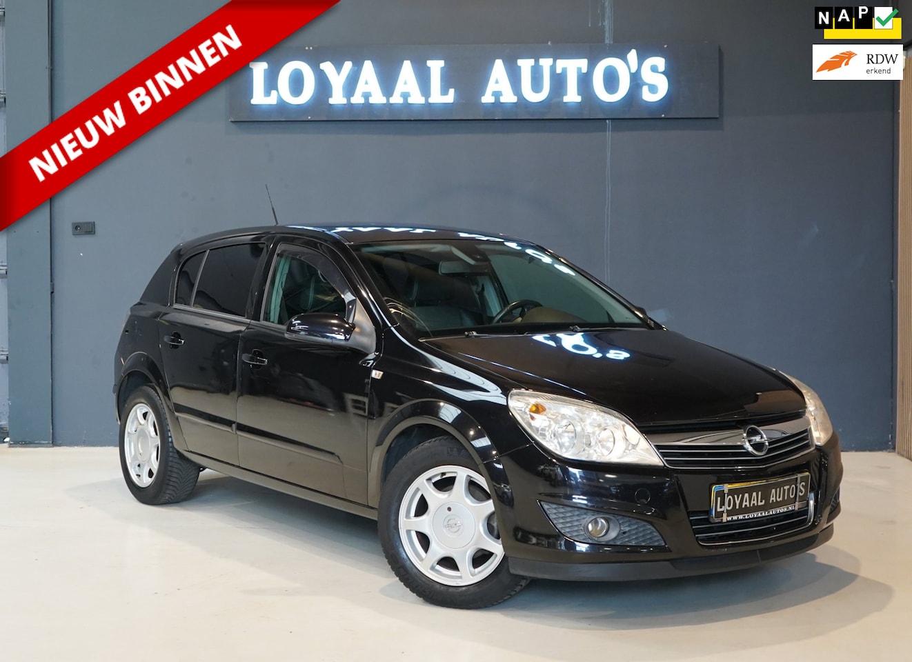 Opel Astra - 1.8 Executive | NAVI | AIRCO | NAP | APK | - AutoWereld.nl