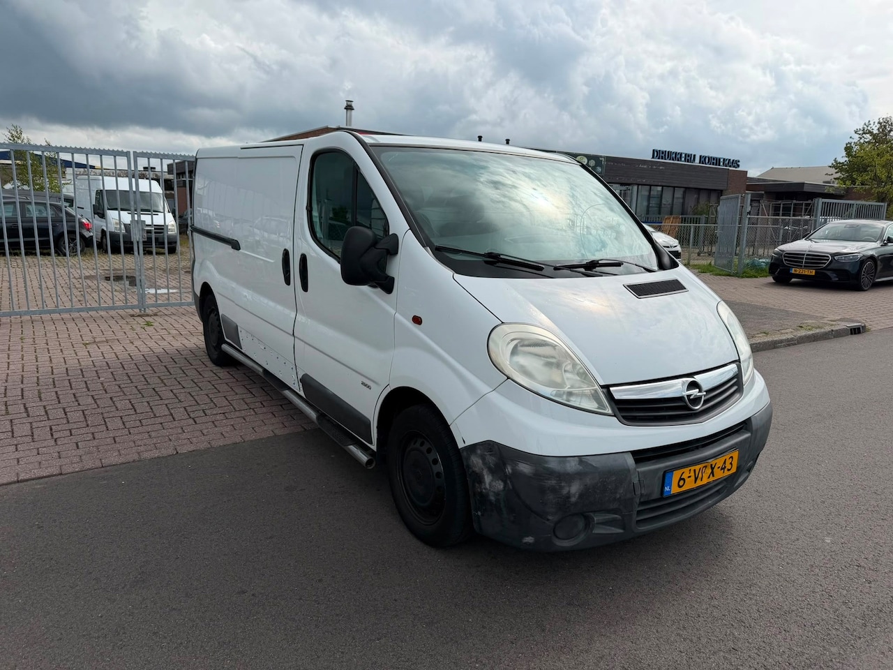 Opel Vivaro - 2.0 CDTI L2H1 AIRCO 3 PERSON - AutoWereld.nl