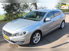 Volvo V60 - 2.4 D6 AWD Plug-In Hybrid Summum