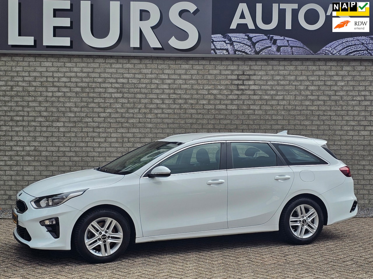 Kia Cee'd Sportswagon - Ceed 1.0 T-GDi Comfortline Camera/Pdc - AutoWereld.nl