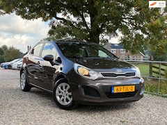 Kia Rio - 1.2 CVVT Comfort Pack | '' 67.000 KM '' + Airco + Nu € 6.975,