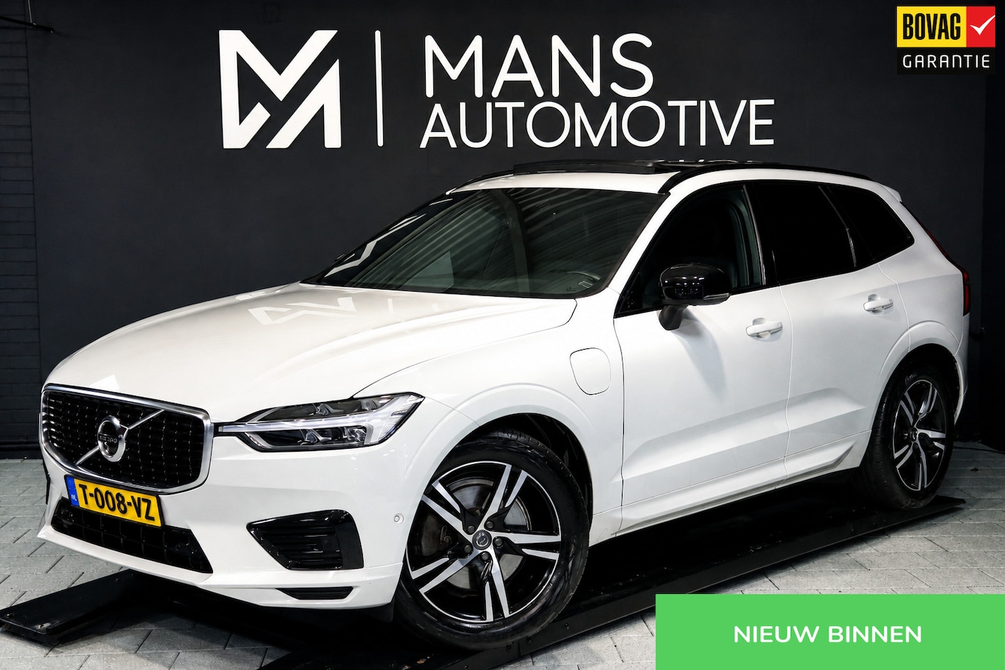 Volvo XC60 - 2.0 Recharge T8 AWD R-Design / PANO / MEMORY / 360 / HK / KEYLESS - AutoWereld.nl