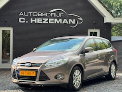 Ford Focus Wagon - 1.6 150pk Titanium Cruise & Climate Control Navigatie PDC V+A Trekhaak