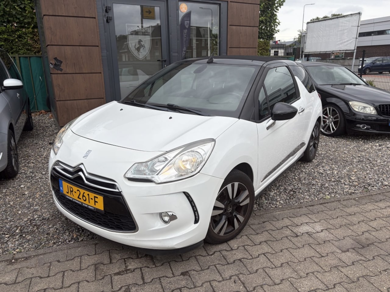 Citroën DS3 Cabrio - 1.6 VTi So Chic 1.6 VTi So Chic - AutoWereld.nl
