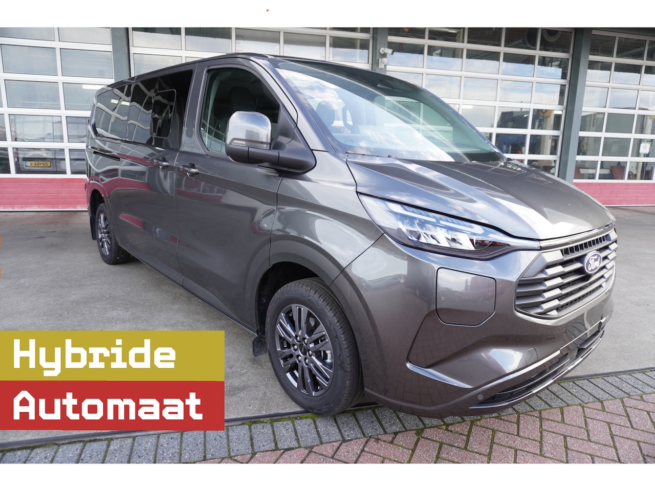 Ford Transit Custom - 340L 2.5 PHEV 233PK L2H1 Limited 9 Persoons PHEV Automaat Hybride | Airco | Adap. Cruise | - AutoWereld.nl