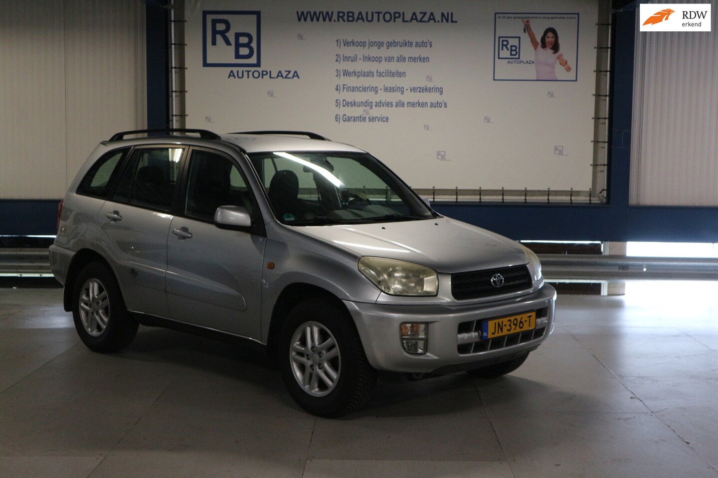 Toyota RAV4 - 1.8-16V VVT-i Luna / AIRCO / 5 DEURS / LEUK ! ! ! - AutoWereld.nl