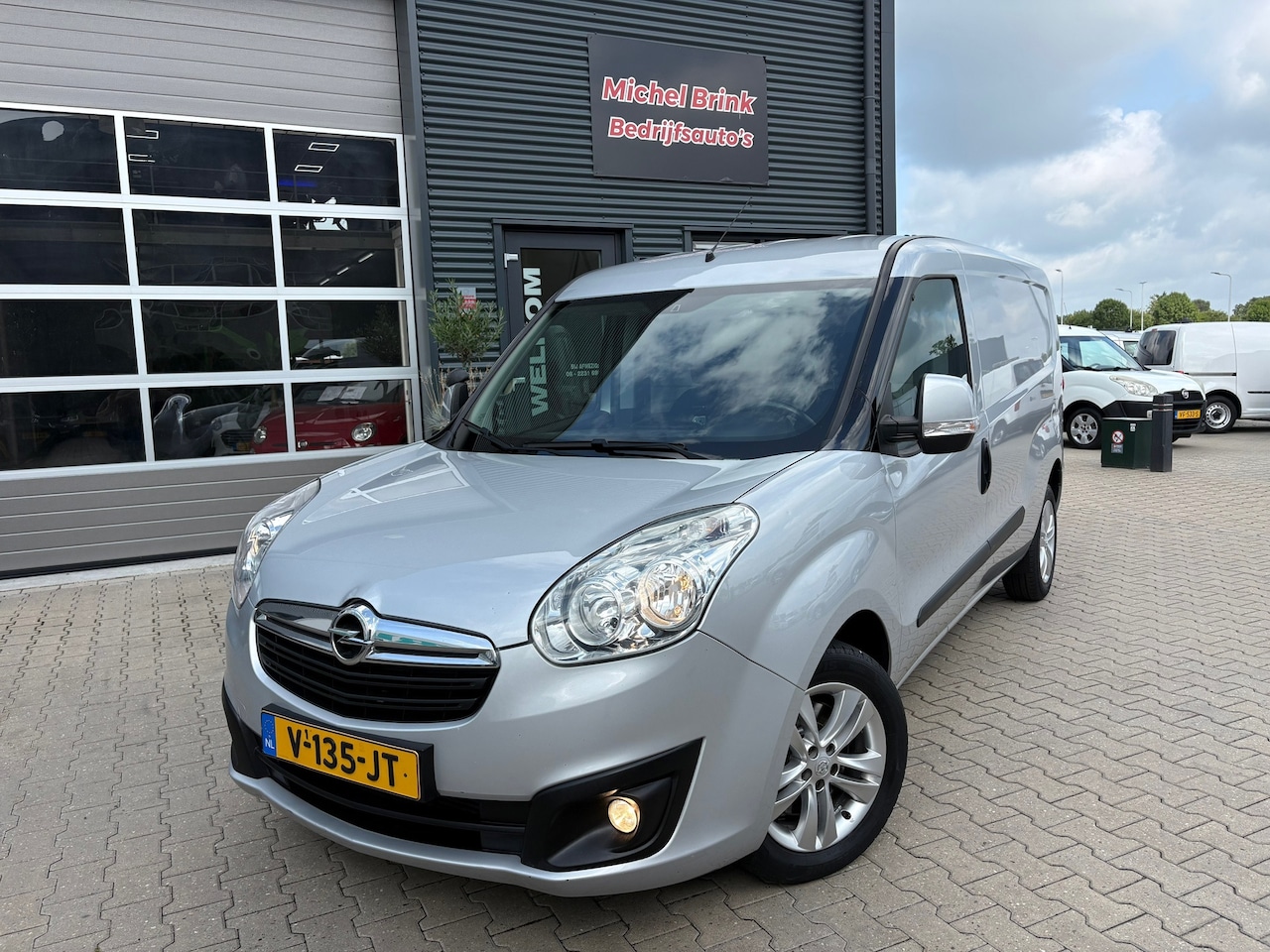 Opel Combo - 1.3 CDTi L2H1 Sport Airco Navigatie - AutoWereld.nl