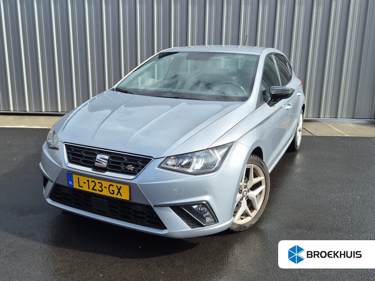 SEAT Ibiza - 1.0 TSI FR Business Intense 95PK | Achteruitrijcamera | Cruise control | Apple carplay And - AutoWereld.nl