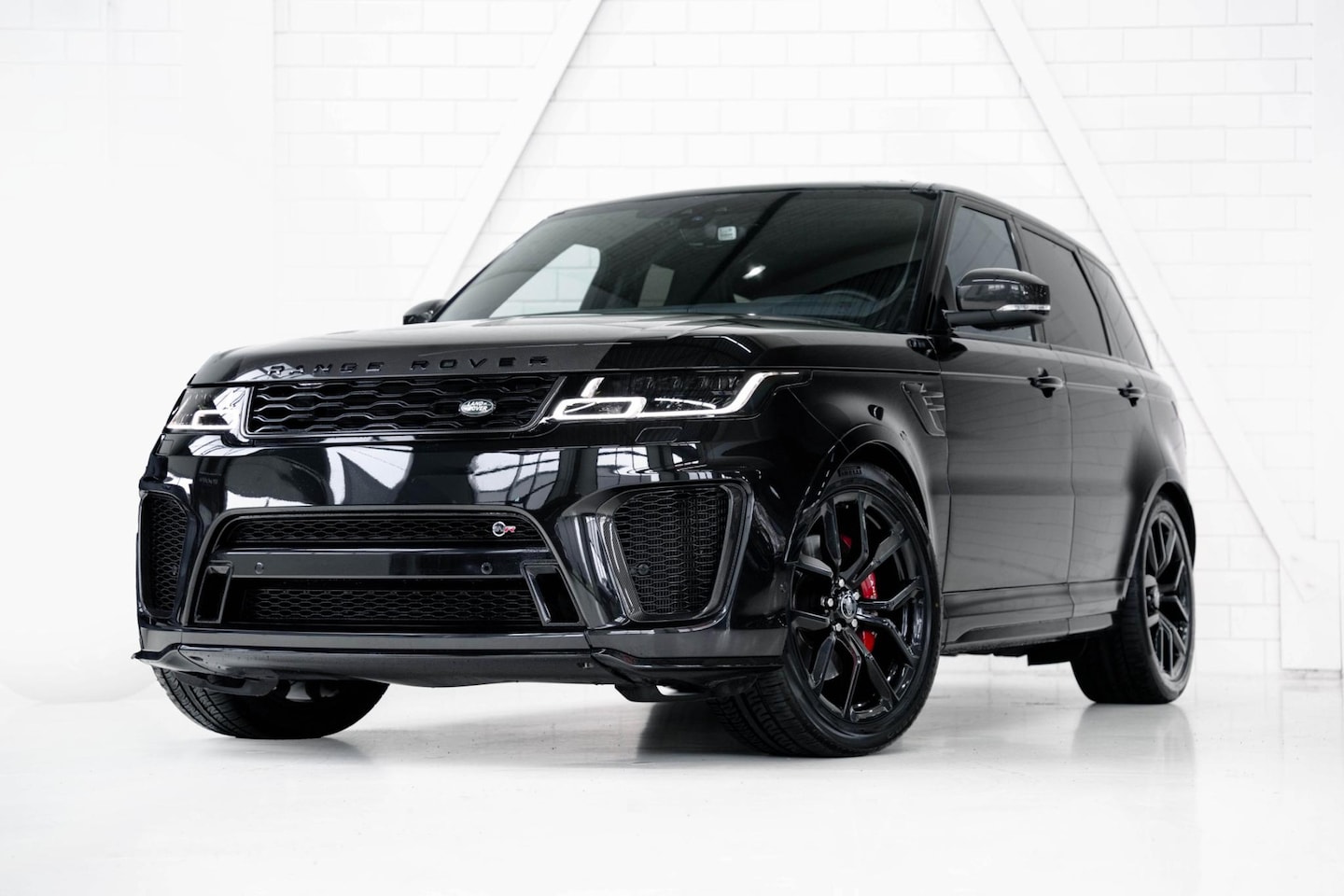 Land Rover Range Rover Sport - P575 SVR Carbon Edition | Carbon Package | Panoramadak | - AutoWereld.nl