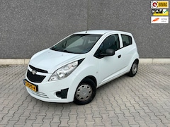 Chevrolet Spark - 1.0 16V LS Bi-Fuel | LPG G3 | NW BANDEN | AIRCO: IJSKOUD | AUX/USB | ELEK RAMEN | ISOFIX |