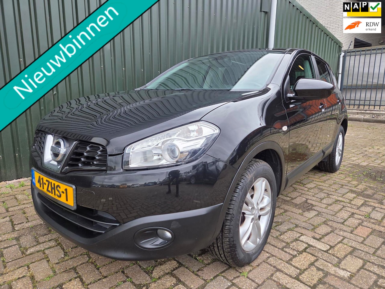 Nissan Qashqai - 1.6 Acenta PANORAMADAK - AutoWereld.nl