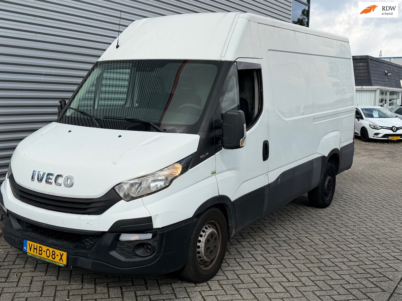 Iveco Daily - 35 S 14 300 35S14V 2.3 352 H1 Long CLIMA EURO 6 - AutoWereld.nl