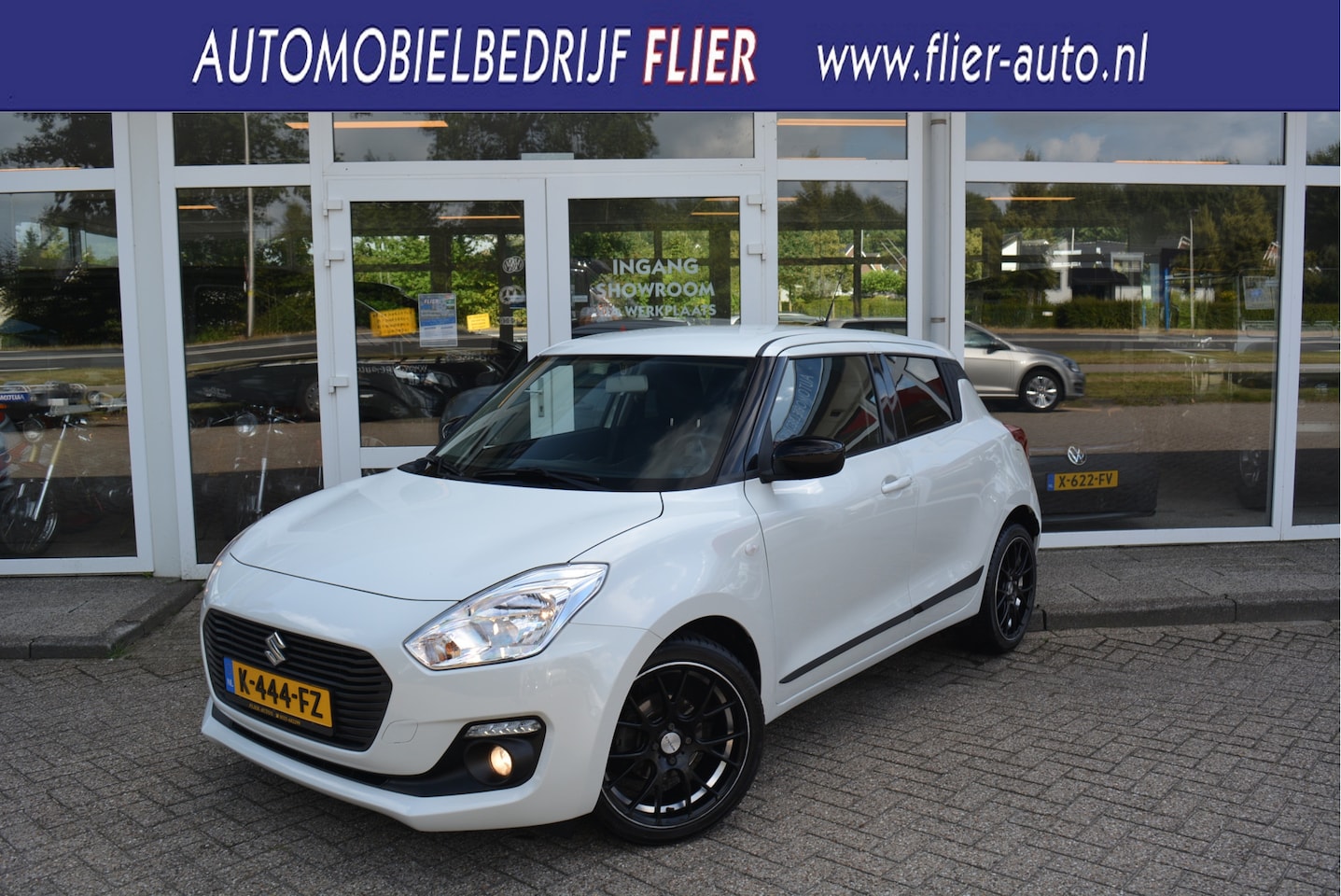 Suzuki Swift - 1.2 90PK Select | Navi | Camera | Parelmoer | - AutoWereld.nl
