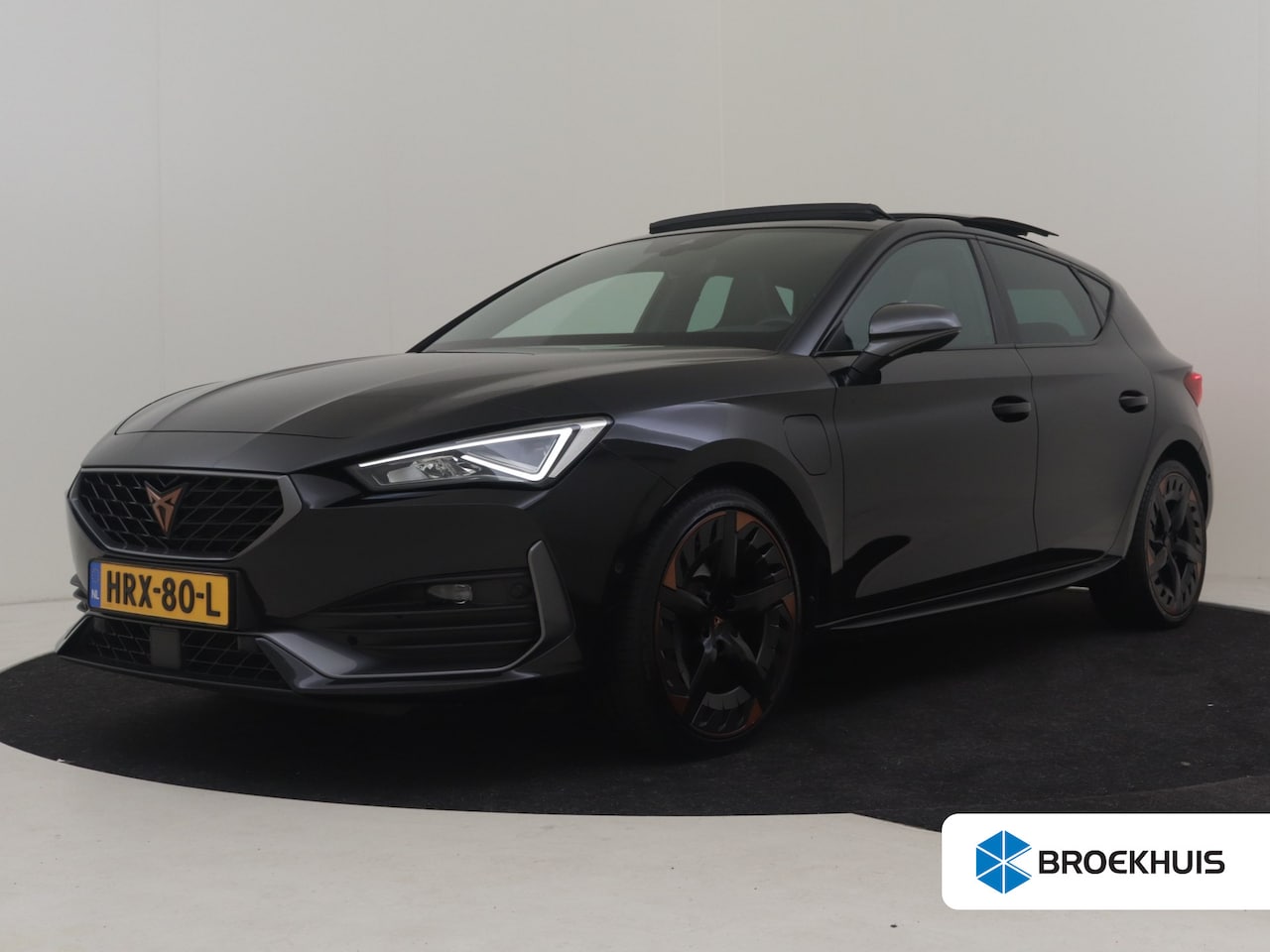 CUPRA Leon - 1.4 e-Hybrid VZ Business l Pano Dak l Camera | Supersport Stuur l Adapt. CrControl l Elekt - AutoWereld.nl