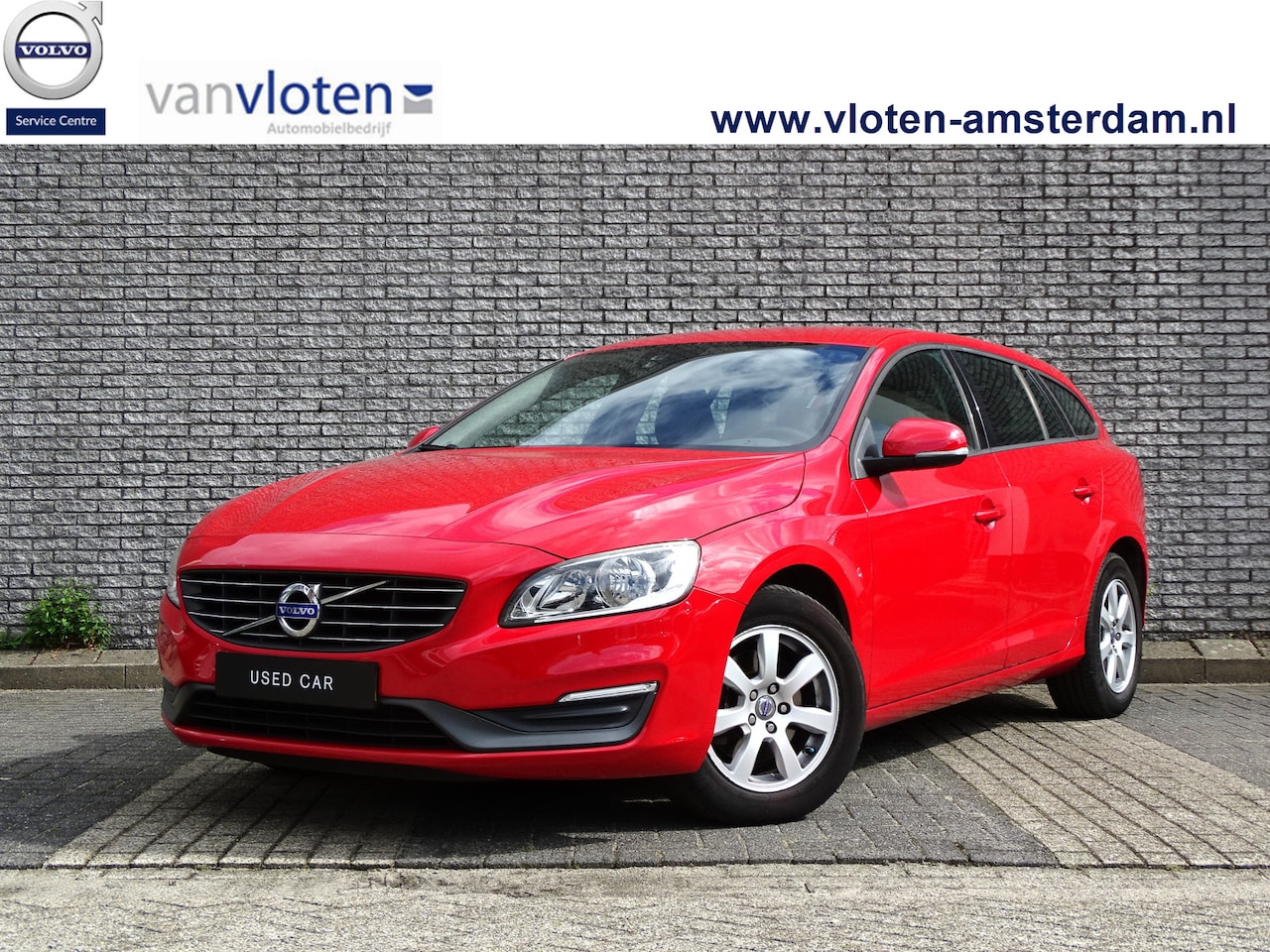Volvo V60 - 1.6 T3 Kinetic | Navi | PDC | - AutoWereld.nl