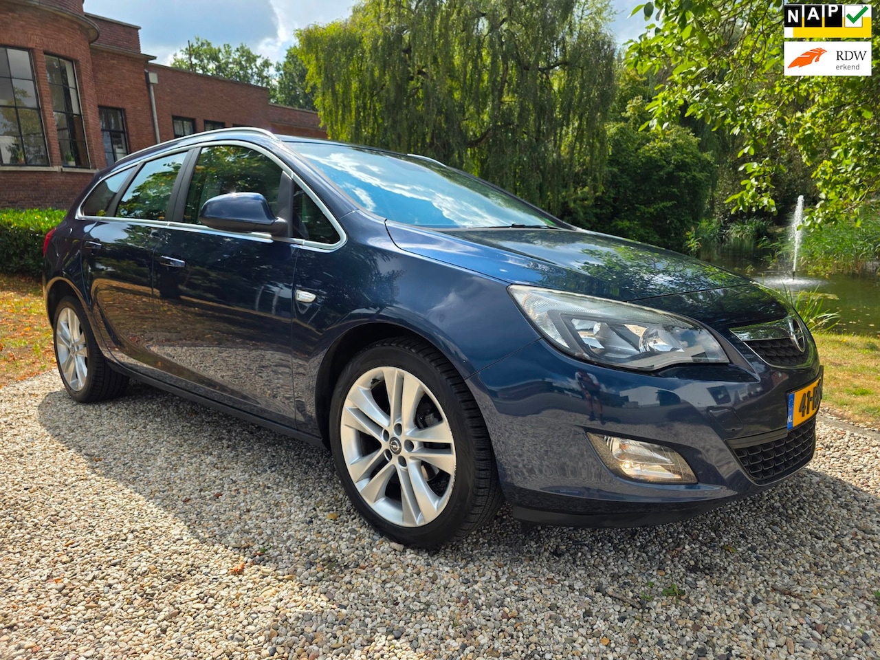 Opel Astra Sports Tourer - 1.4 Turbo Sport 1.4 Turbo Sport - AutoWereld.nl