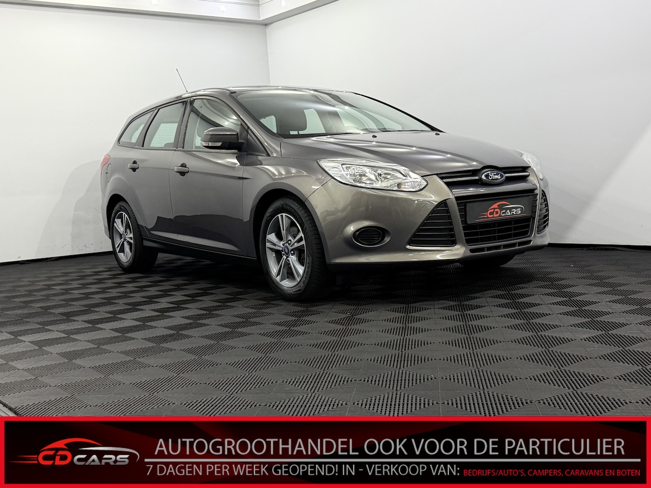 Ford Focus Wagon - 1.0 EcoBoost Edition Airco, Navi, Parkeersensoren, Cruise control, A start stop, Lichtmeta - AutoWereld.nl