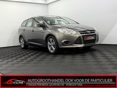 Ford Focus Wagon - 1.0 EcoBoost Edition Airco, Navi, Parkeersensoren, Cruise control, A start stop, Lichtmeta