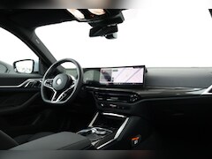 BMW i4 - eDrive40 M Sport Edition 84 kWh | Sport Pakket Pro | M-Adaptief Onderstel | Schuif/Kantel