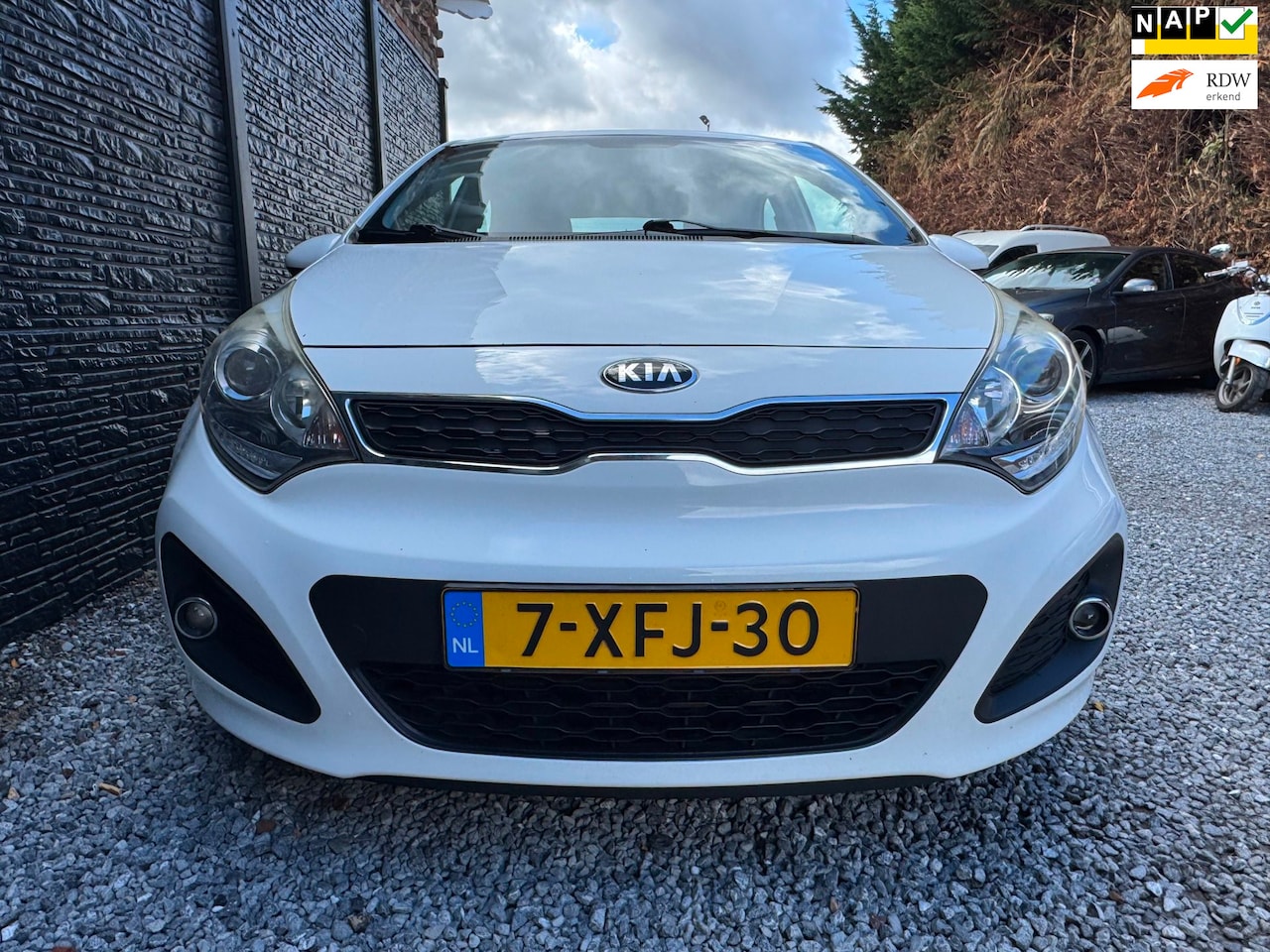 Kia Rio - 1.2 CVVT BusinessLine 1.2 CVVT BusinessLine - AutoWereld.nl