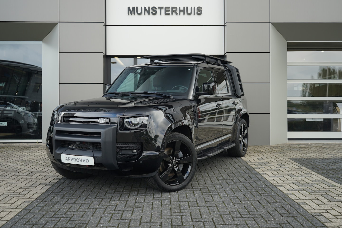 Land Rover Defender 110 - 2.0 P400e 110 X-Dynamic SE | Lier | Schuif/Kantel dak | - AutoWereld.nl