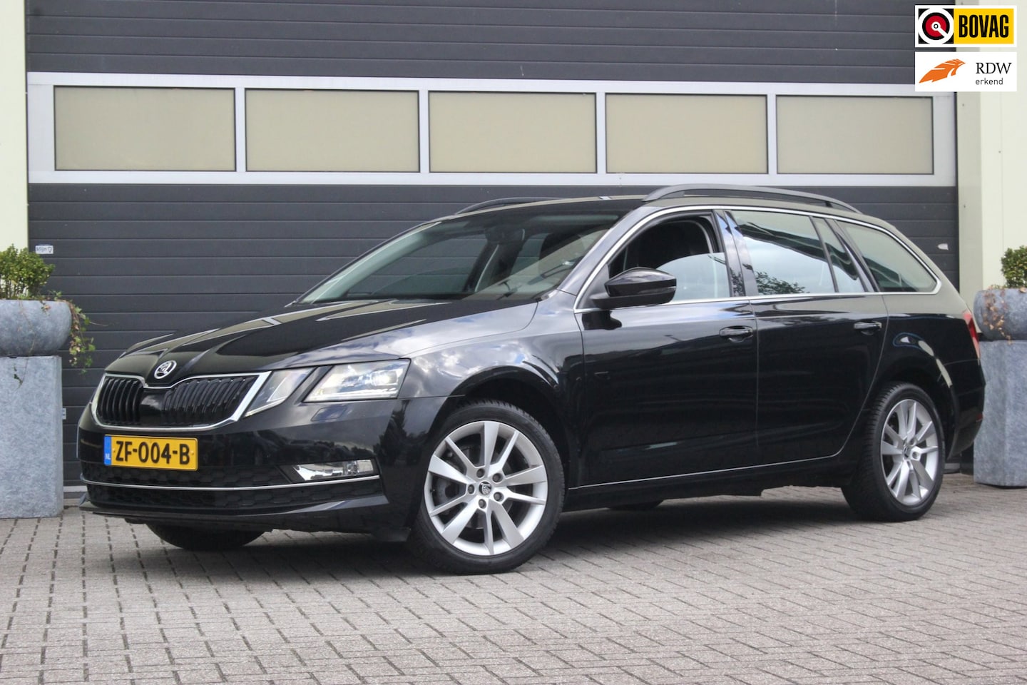 Skoda Octavia Combi - 1.4 TSI Greentech Clever Edition Trekhaak - AutoWereld.nl