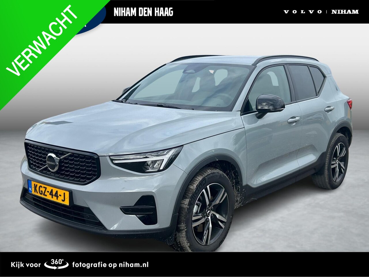 Volvo XC40 - B4 (M-HYBRID) PLUS DARK -HARMAN/KARDON|CAMERA|ADAP.CRUISE|POWER-SEATS|VERW.VOORRUIT|PRIVAC - AutoWereld.nl