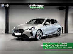 BMW 1-serie - 120 M Sport Pro | Glazen Panoramadak | Stoelverwarming | Achteruitrijcamera | Huissselecti