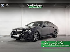BMW 5-serie - Sedan 530e | M-Sport Pro | Travel Pack | Comfort Pack | Driving Assistant Plus | Harman/Ka