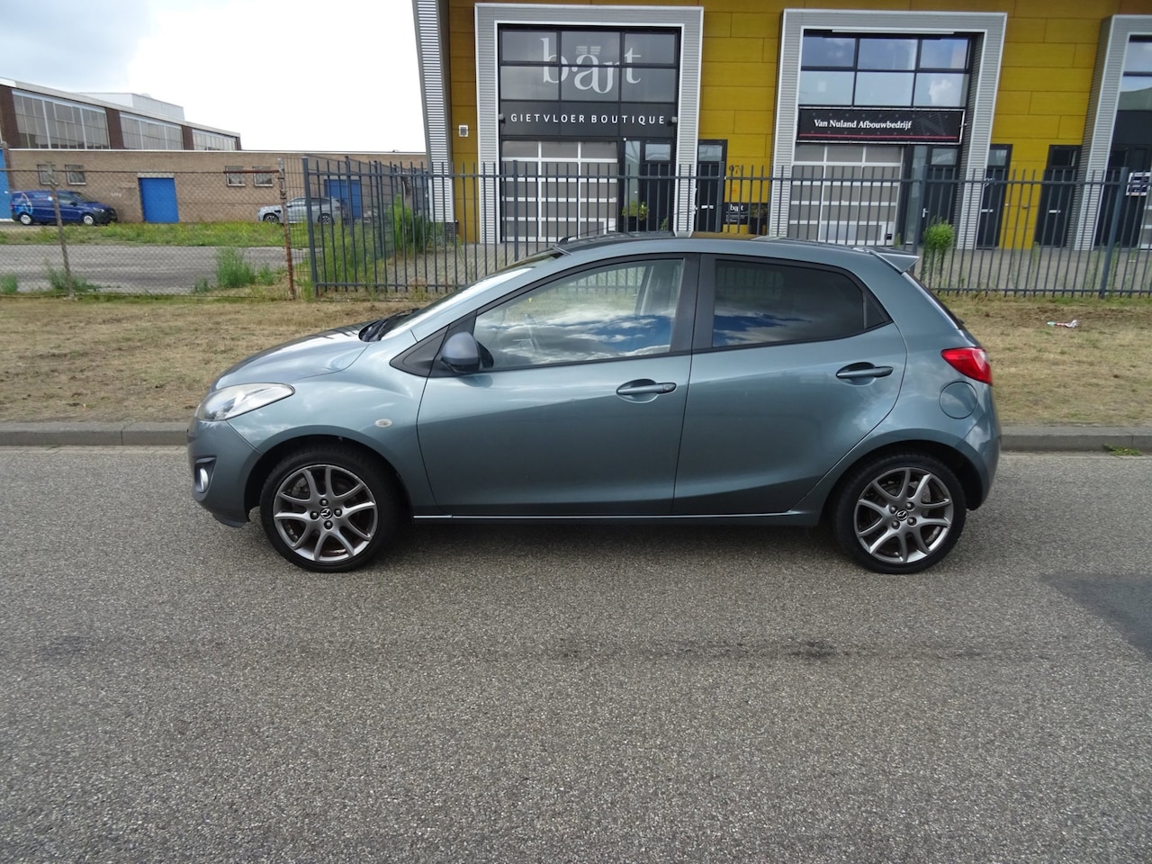 Mazda 2 - 1.3 BIFUEL Navigator GT 1.3 BIFUEL Navigator GT - AutoWereld.nl