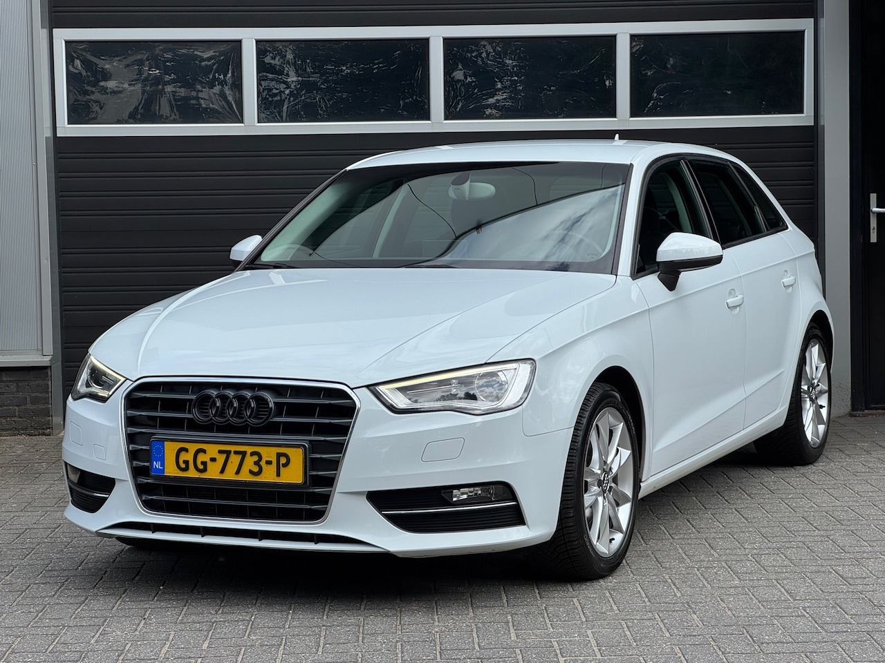 Audi A3 Sportback - 1.2 TFSI Ambition Pro Line plus 1.2 TFSI Ambition Pro Line plus - AutoWereld.nl