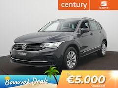 Volkswagen Tiguan - 1.4 TSI eHybrid Life DSG / App-Connect / Parkeersensoren / Side assist