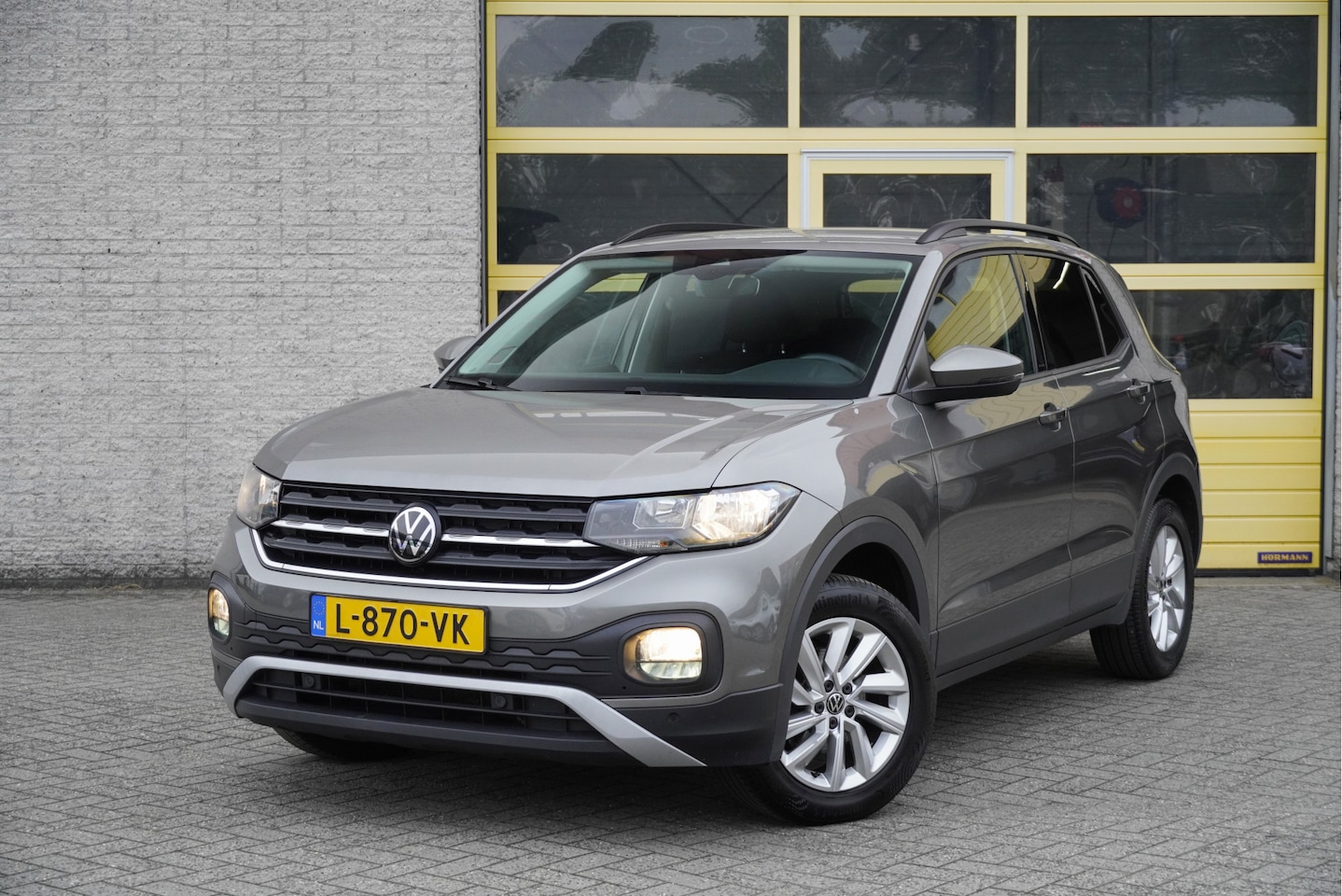 Volkswagen T-Cross - 1.0 TSI Life Executive BJ2021 Lmv 16" | Led | Pdc | Achteruitrijcamera | App-Connect | Nav - AutoWereld.nl