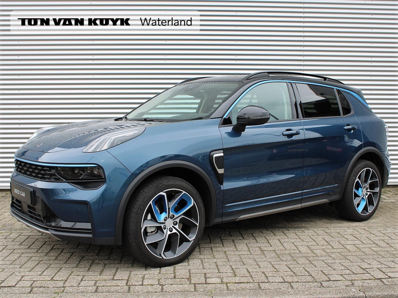 Lynk & Co 01 - 1.5 Automaat / Panoramadak / 360* camera / Trekhaak afneembaar / 20" velgen / Privacy Glas - AutoWereld.nl