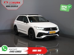 Volkswagen Tiguan - 1.4 TSI eHybrid R-Line (DEMO) Pano/ IQ-Light/ Head-Up/ Elek.Trekhaak/ Elek.Klep/ Adapt.Cru