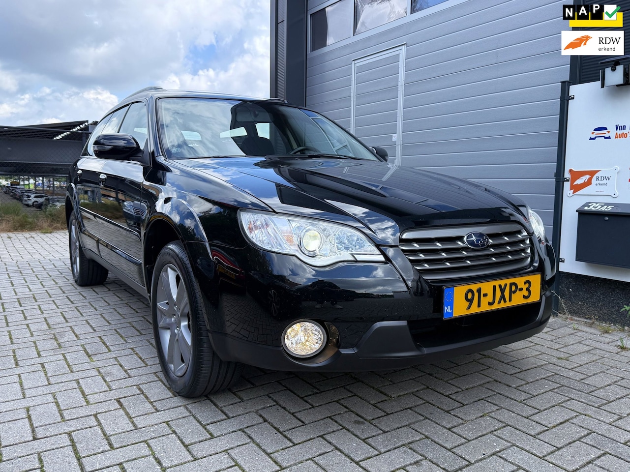 Subaru Outback - 2.5i AWD Exclusive Edition - Youngtimer - Trekhaak (1.800 kg) - Apple CarPlay / Android Au - AutoWereld.nl