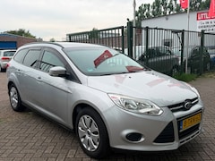 Ford Focus Wagon - 1.6 TI-VCT Trend Trekhaak parkeer sensor airco elektrische ramen cv op afs