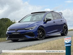 Volkswagen Golf - 8 2.0 TSI R 441PK 4Motion Performance / Full Option / Pano / Akrapovic / Head-up / Memory