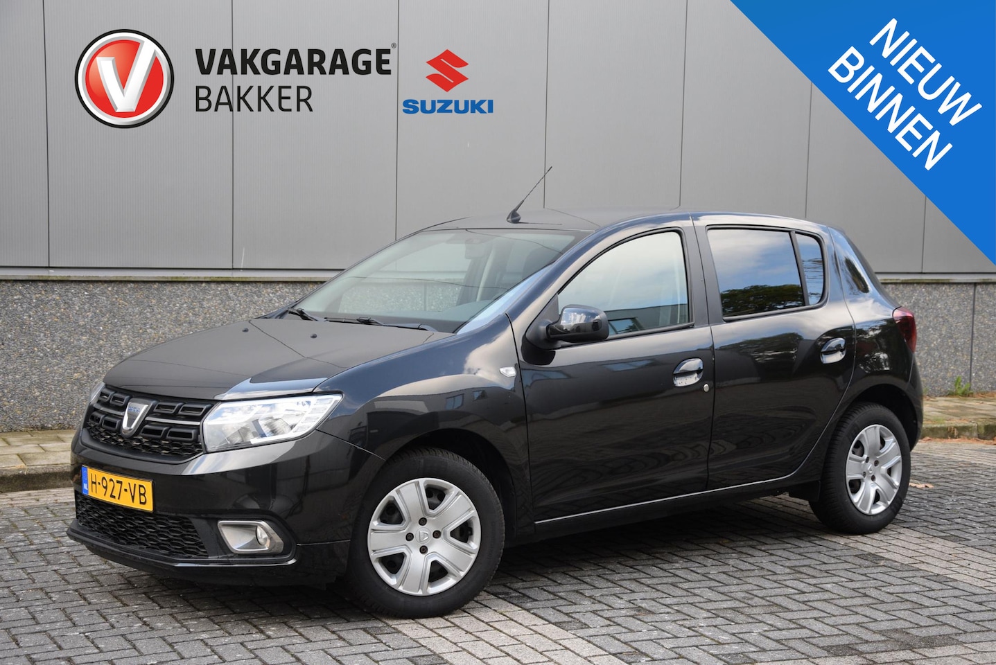 Dacia Sandero - 0.9 TCe Laureate | RIJKLAARPRIJS!! | Dealer onderhouden & NL-auto | Trekhaak | - AutoWereld.nl