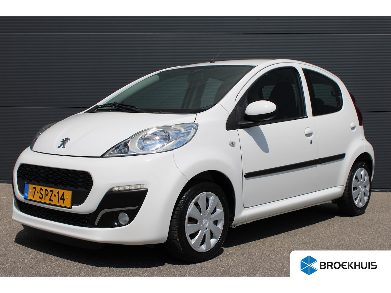 Peugeot 107 - 1.0 Active | Airconditioning | LED | Mistlampen | NL auto | 76.000km | 2e Eigenaar | Elekt - AutoWereld.nl