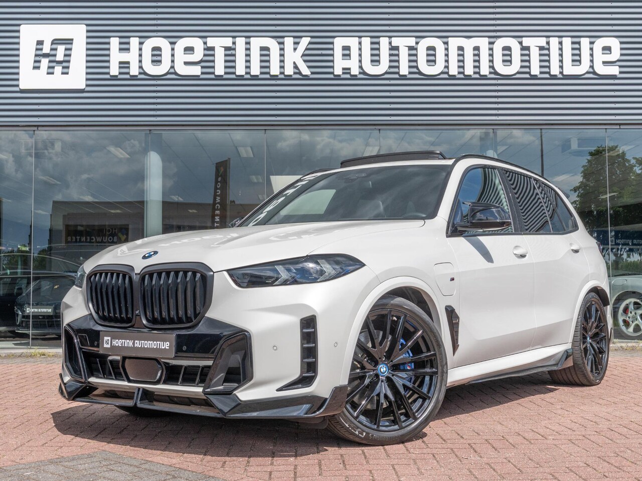 BMW X5 - xDrive50e | Sky Lounge | Bowers & Wilkins | Dealer onderhouden - AutoWereld.nl